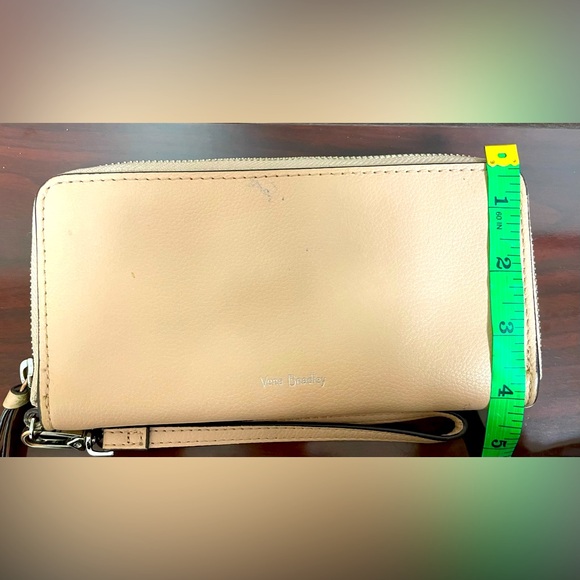 Vera Bradley Leather Zip Around Wallet Light Pink in nice preowned condition - Picture 11 of 13